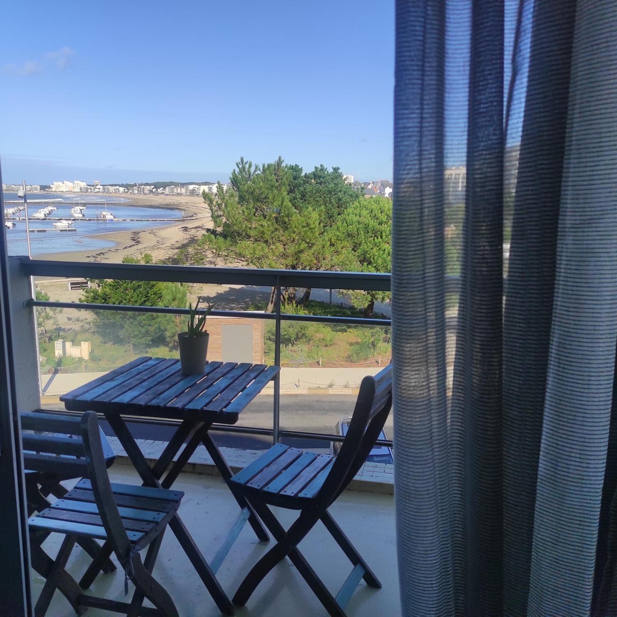 Le Studio Galliéni vue panoramique face mer a fait peau neuve! Pornichet Esterno foto