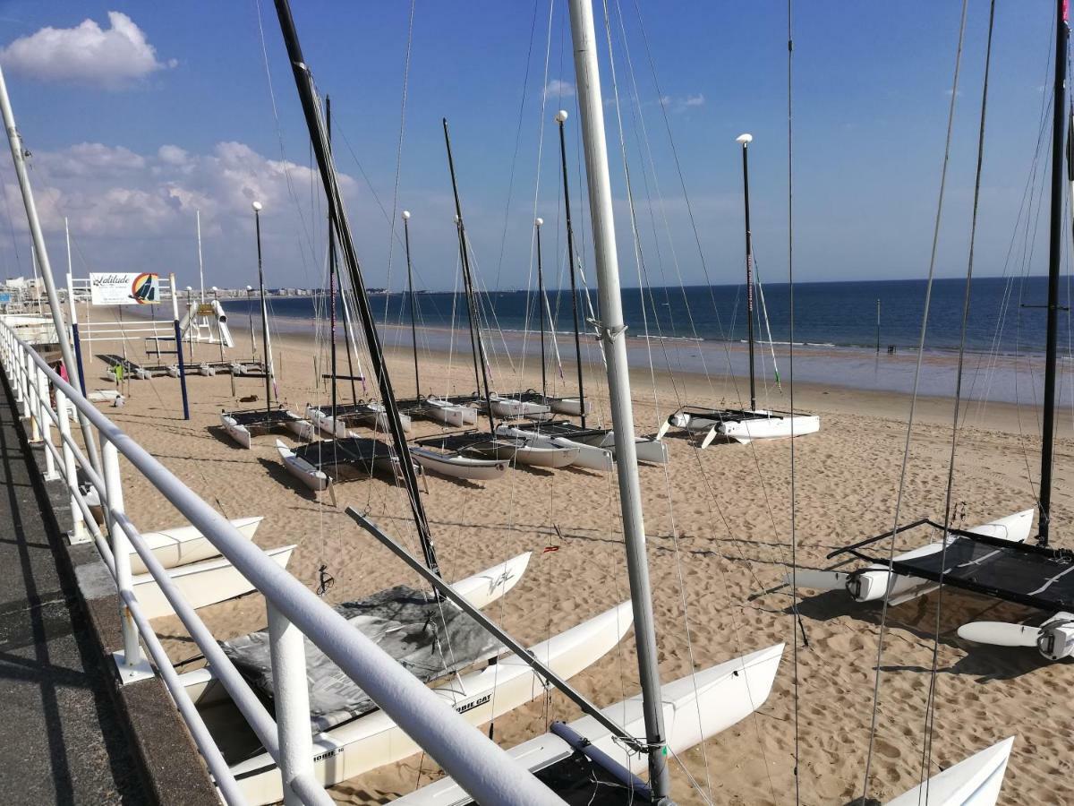 Le Studio Galliéni vue panoramique face mer a fait peau neuve! Pornichet Esterno foto